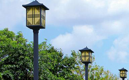 托喀依乡庭院灯安装间距与布灯设计全解析