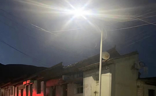 农村院子里最适合的托喀依乡太阳能路灯亮度与安装要点